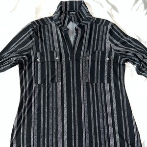 Jones New York long sleeve blouse